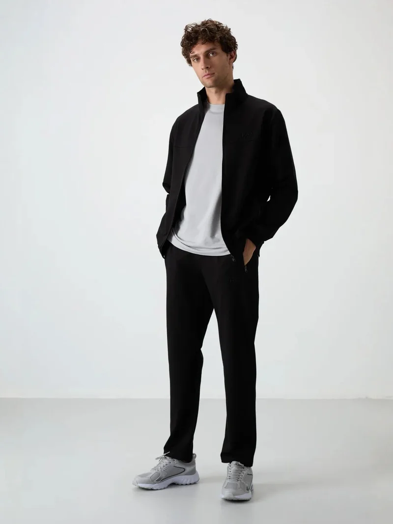 تومي لايف TOMMY Men's Knit Fleece Sweatshirt And Pants Set