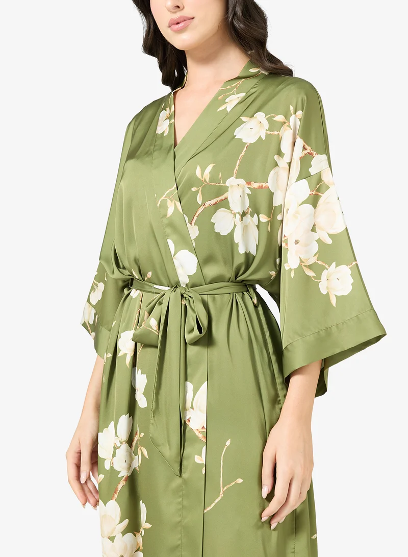 خزانة روب نوم بطبعة زهور