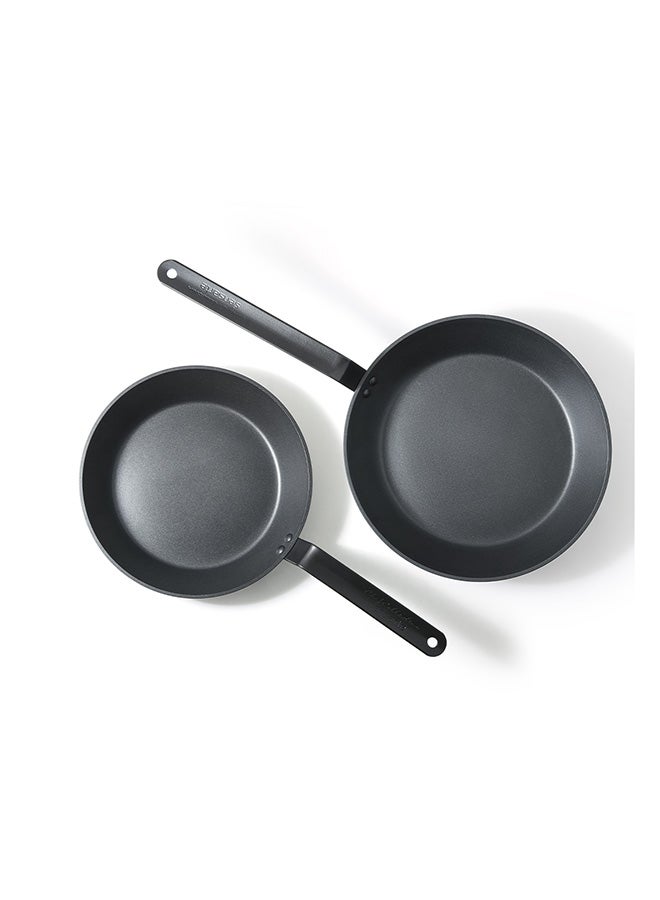 Sensarte 2 Piece Swiss Coating Frying Pan Set, 26 and 30 CM, Non-stick, Oven Safe & Dishwasher Safe, Induction Compatible, PFOA PFOS Free - Black with Black Handles - Image 2