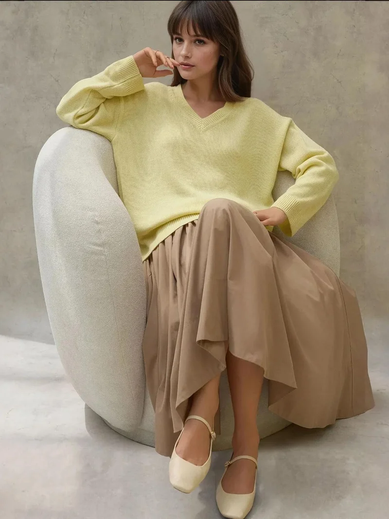 HICCUP Thick Knit V-neck Sweater