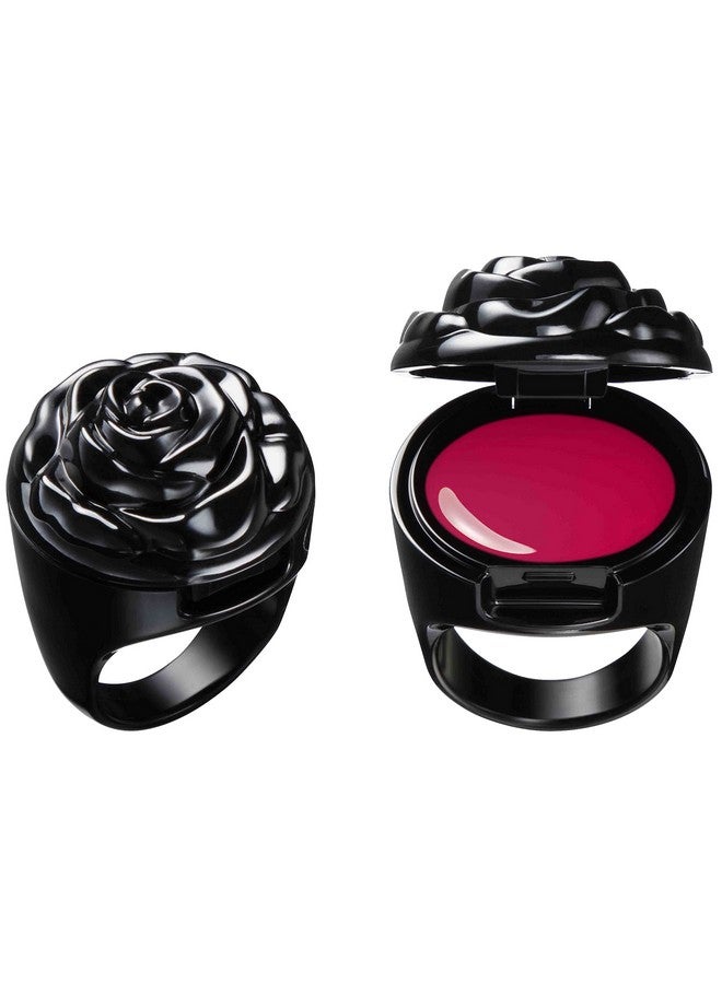 ANNA SUI روج أحمر بتصميم عتيق يشبه الإكسسوار، مُركب بزيوت عالية الانكسار واللزوجة 400 أحمر حقيقي 0.80 أونصة - Image 1