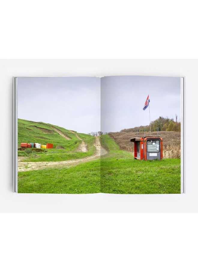 Kiosk: The Last Modernist Booths Across Central and Easte  - Image 3