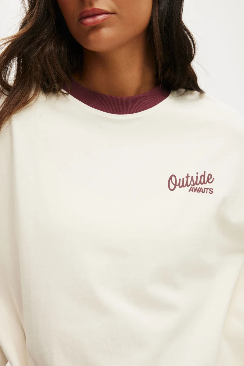 Body Long Sleeve Graphic Crew