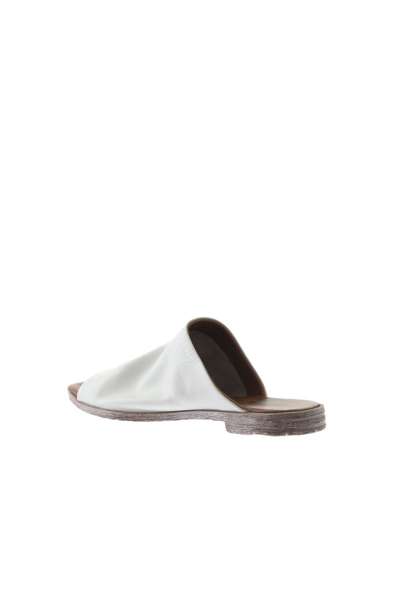 Bueno Slim Fit Daily Slide - Image 4