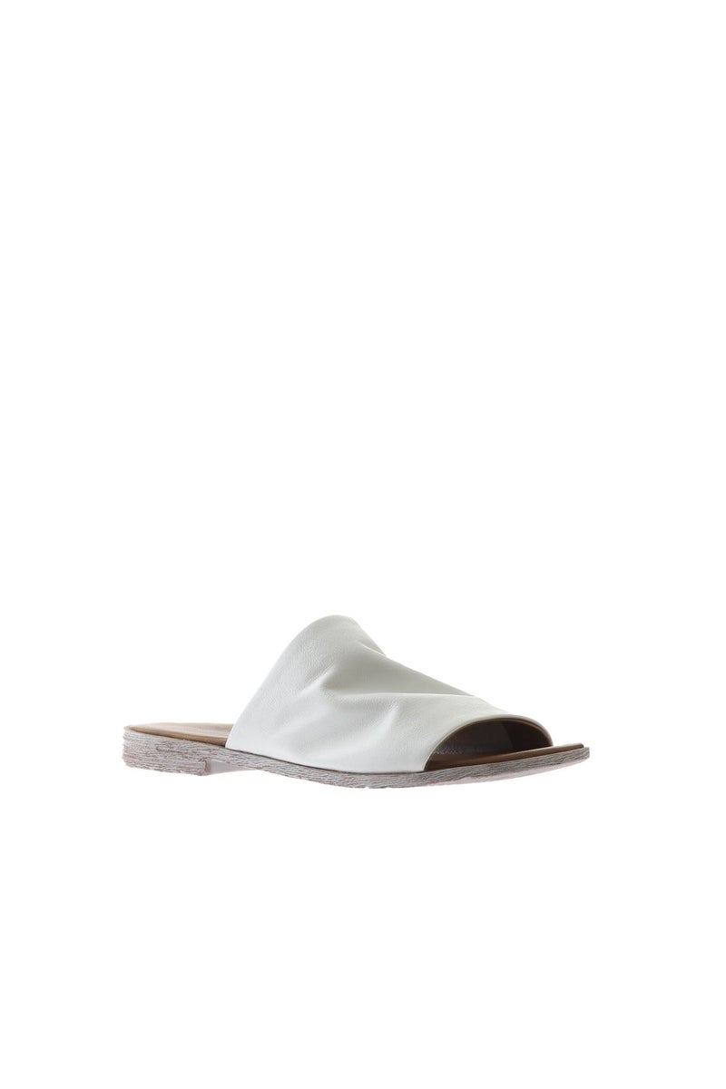 Bueno Slim Fit Daily Slide - Image 2