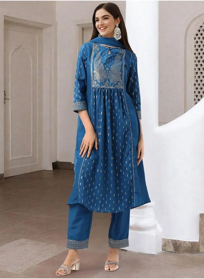 آي شين Tunic Women Teal Polyester Kurta Set with Embroidered pattern Tunic and Palazzo features a Round neckline and Three-Fourth Sleeve secured with Elastic closure and styled in Straight Fit ideal for Festive moments — perfect for fashion-forward occasions.