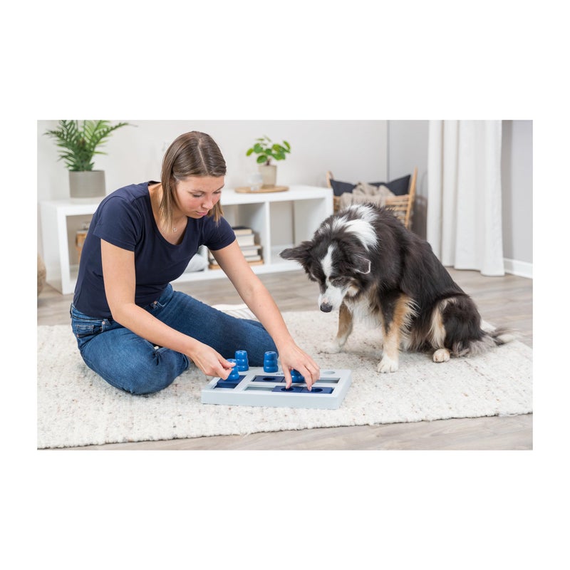 TRIXIE Chess Strategy Game, Advanced Dog Puzzle Toy, Level 3 Activity, Treat Puzzle, Interactive Play, Enrichment - Image 3