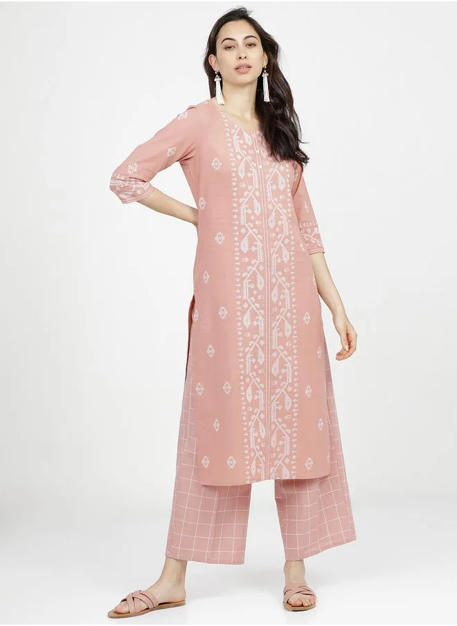 فيشود Women Peach-Coloured Ethnic Motifs Printed Kurta by Styli