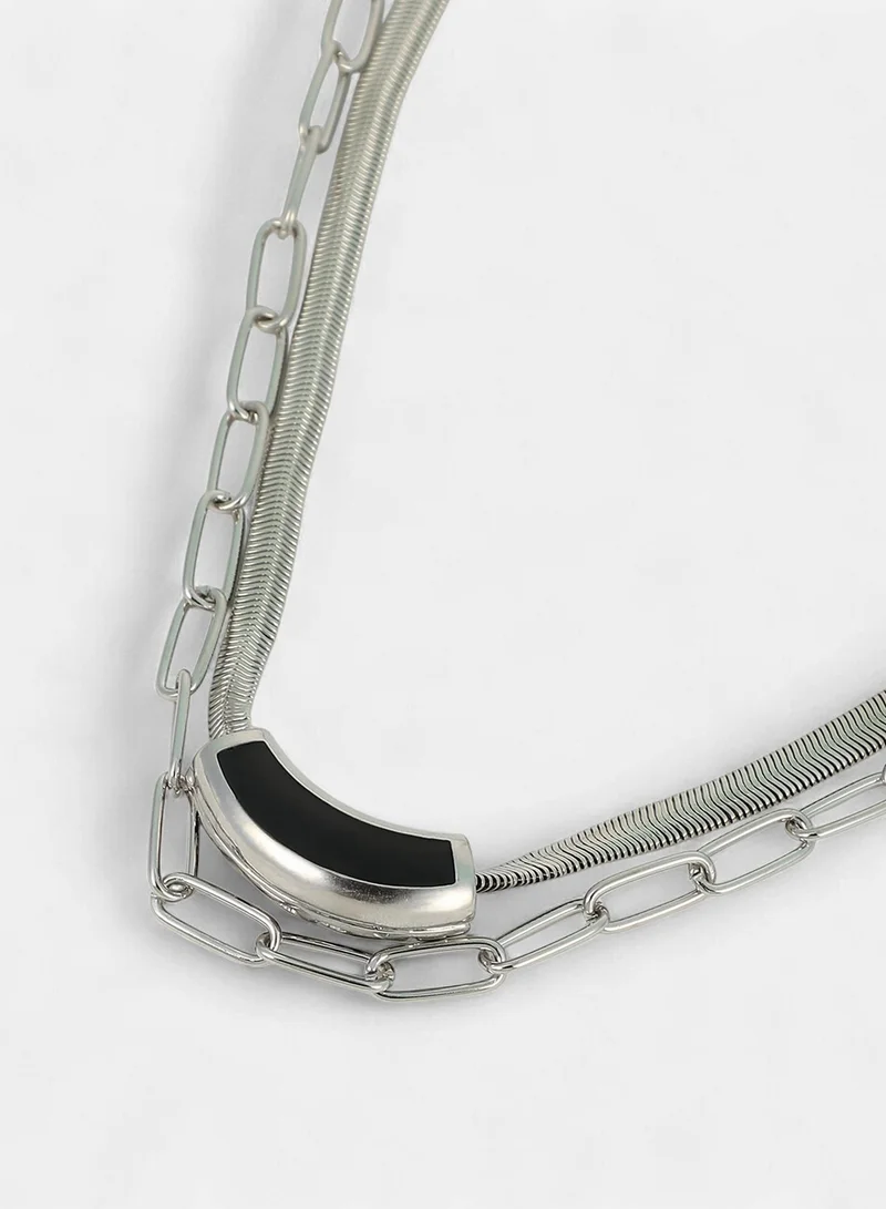 Sohi  Women The Sylvan-Snakechain Multi-Layer Necklace | Chrome  Colour | One-Size | Metallic Alloy Material | Lobster Clasp Closure | Necklace For Casual & Evening Wear for Women | Best Price UAE