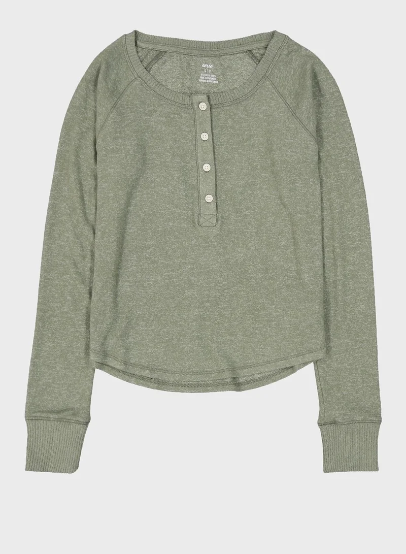 آري من امريكان ايجل Button Detail T-Shirts
