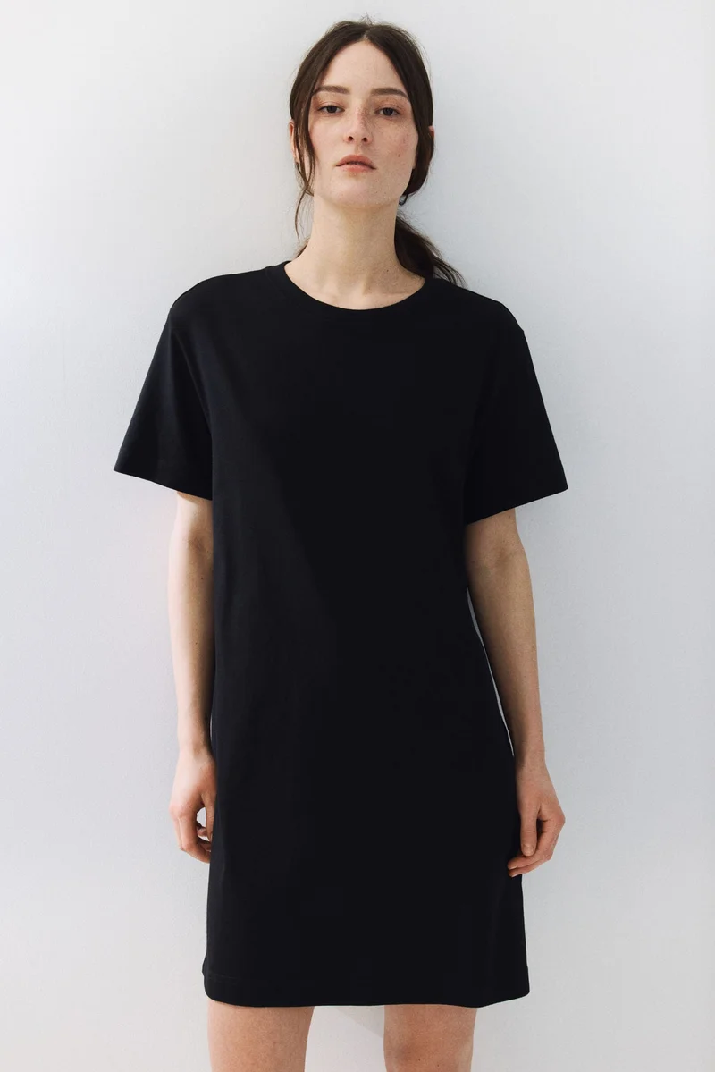 اتش اند ام فستان بتصميم تي-شيرت