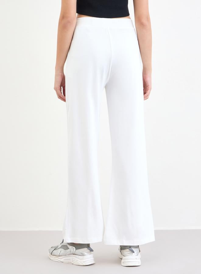 ستايلي جوغر واسع مزين بشارة - Image 5