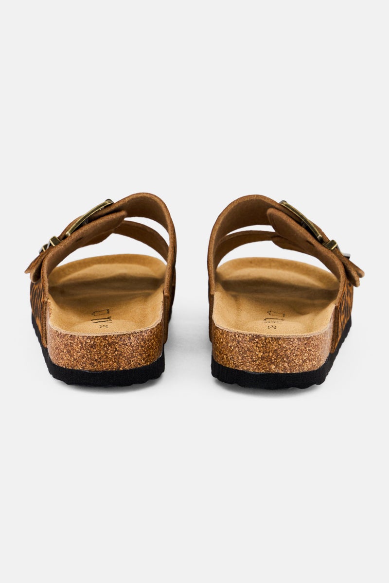 XOXO Women Slip On Animal Print Sandals, Multicolor - Image 4