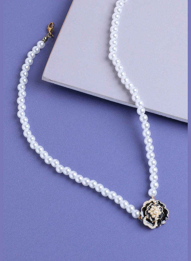SOHI Gold Plated Pearls Casual Necklace For Women