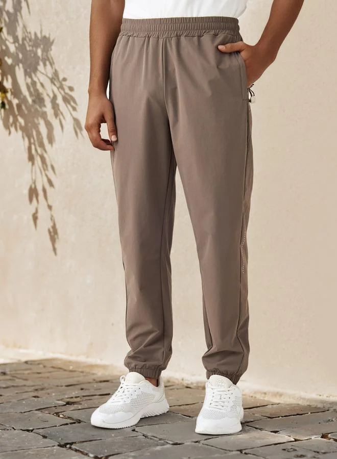 آكتف Regular Fit Joggers with Pockets