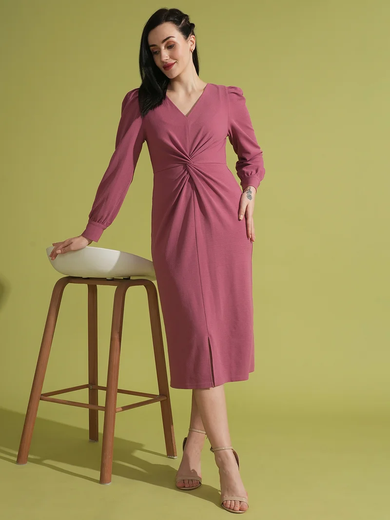 جلو باص فستان ميدي نسائي بأكمام مكشكشة وتفاصيل ملتفة من جلوبس