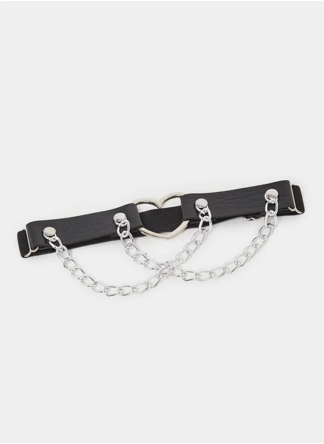 ستايلي Styli Metal Heart and Chain Accent Textured Garter