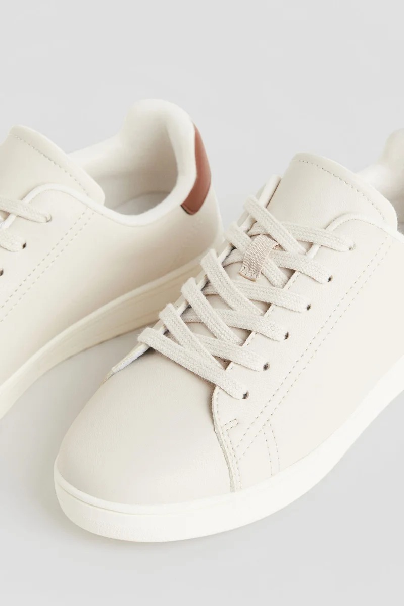 اتش اند ام Trainers