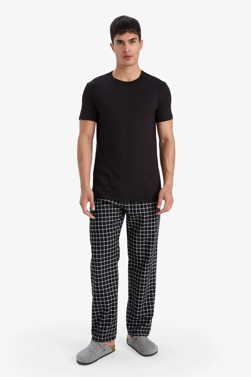 ديفاكتو Regular Fit Long Checked Pyjamas Bottoms