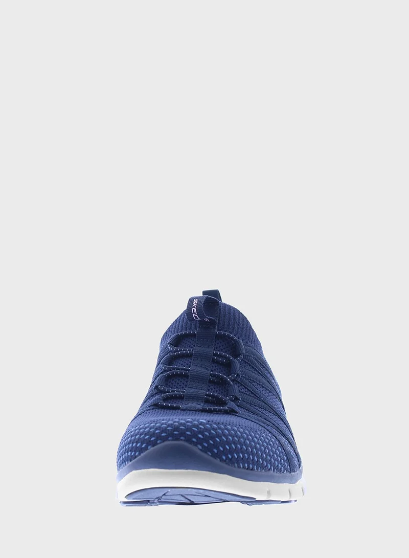SKECHERS Gratis - Chic Newness
