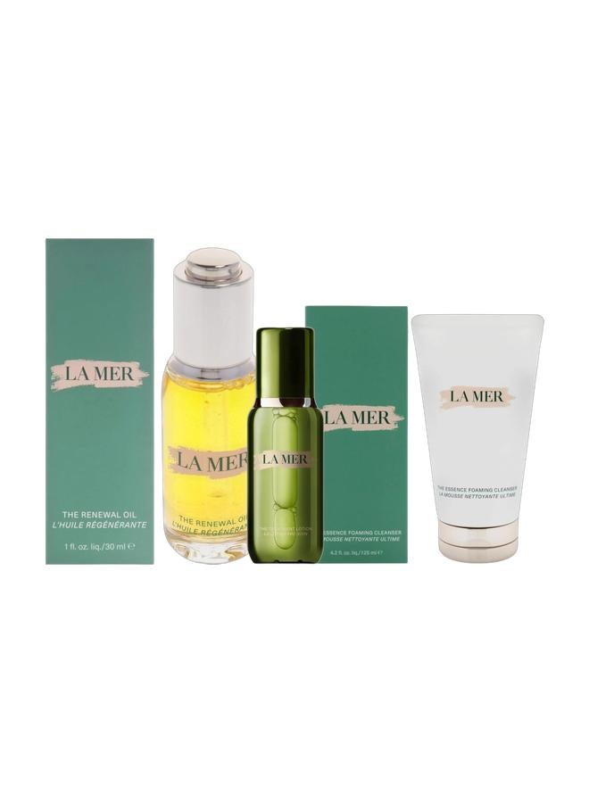 La Mer The Treatment Lotion 150ml Bundle with Essence Foaming Cleanser 125ml and The Renewal Oil 30ml - Hydrating Prep & Glowing Skin Face Wash Bundle (3-Piece) - Image 1