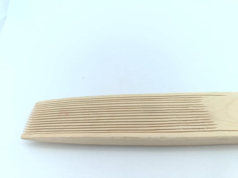 advancedestore Wooden Fine Tooth Dust Lice Remove Clean Hair Combs & Eeroli Set of One Perfect For Lice Nits Eggs Bugs Removal From Hairs For Men Women Kids(pack of 1) - Image 3