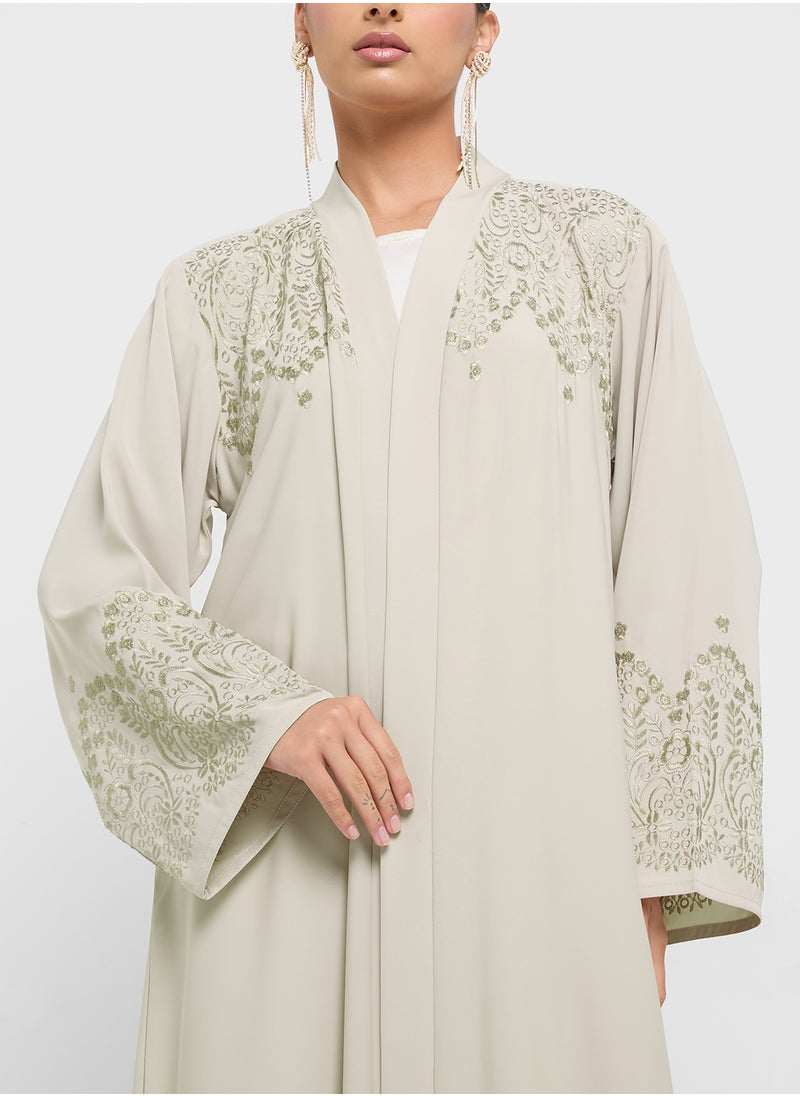 hayas closet V-Neck Embroidery Abaya  - Image 3
