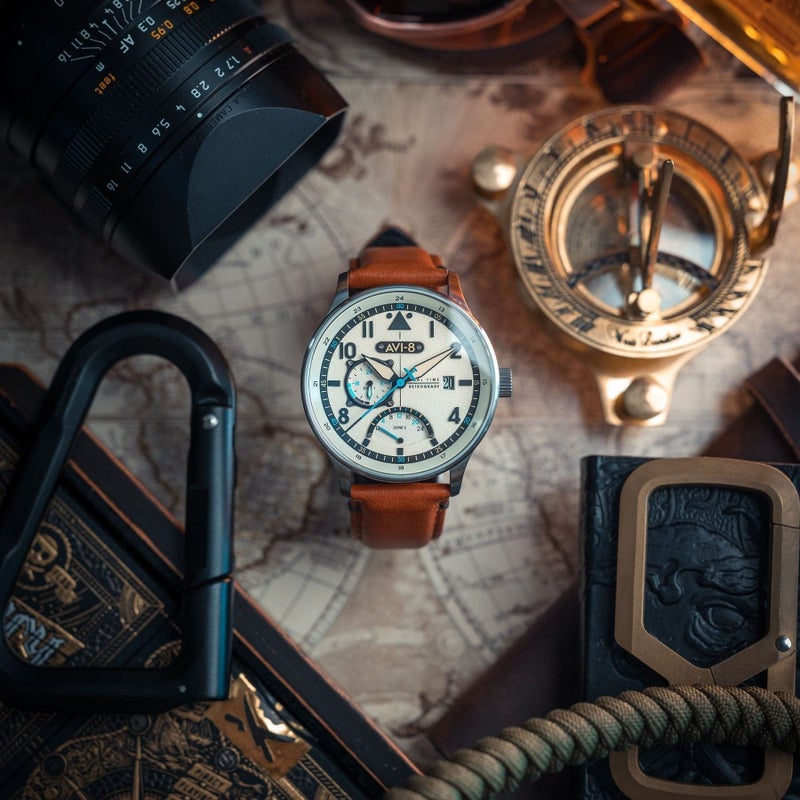 أفي-8 ساعة رجالية AVI-8 Hawker ذات مينا كريمي، تعمل بحركة كوارتز، مع سوار إضافي AV-4101-0C - Image 4