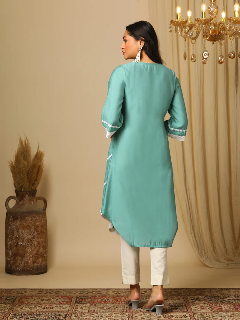 globus Globus Women Ethnic Motifs Embroidered Flared Sleeves Thread Work Lace Frills Bows And Ruffles Festive Kurta