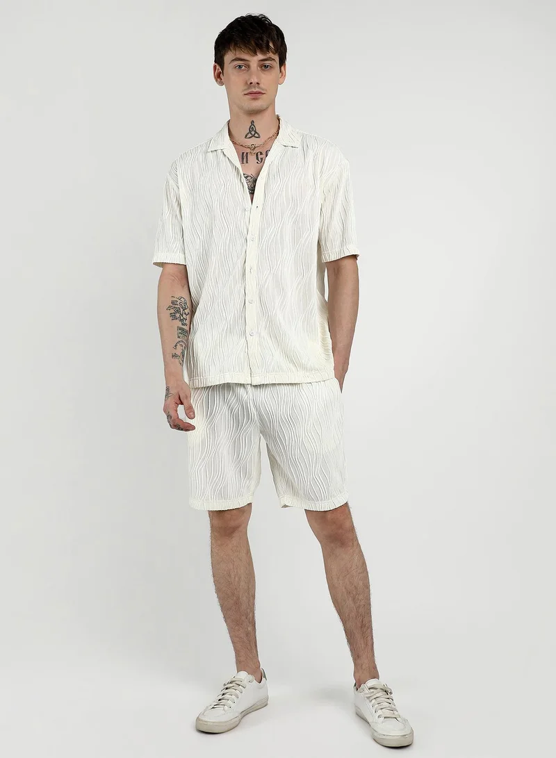 Campus Sutra Campus Sutra Men's Ivory White Self-Design Wave Co-Ord Set For Casual Wear | Cuban Collar | Short Sleeve | Button Closure | Co-Ords Crafted With Comfort Fit For Everyday Wear