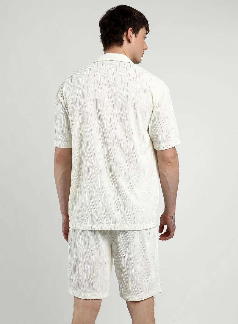 Campus Sutra Campus Sutra Men's Ivory White Self-Design Wave Co-Ord Set For Casual Wear | Cuban Collar | Short Sleeve | Button Closure | Co-Ords Crafted With Comfort Fit For Everyday Wear