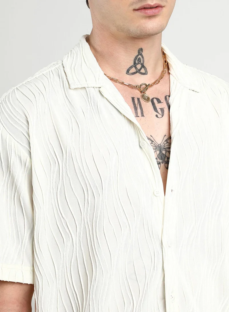 Campus Sutra Campus Sutra Men's Ivory White Self-Design Wave Co-Ord Set For Casual Wear | Cuban Collar | Short Sleeve | Button Closure | Co-Ords Crafted With Comfort Fit For Everyday Wear