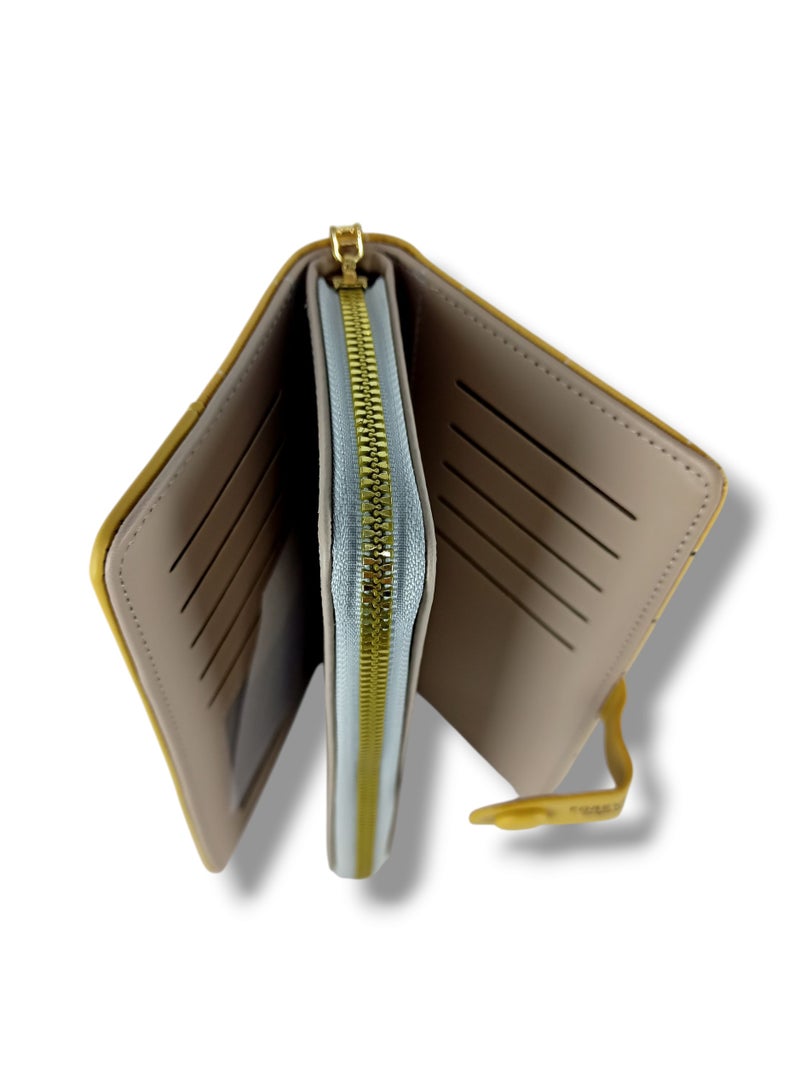 Women's wallet with many pockets and spaces for Visa cards, high quality, yellow  - Image 4