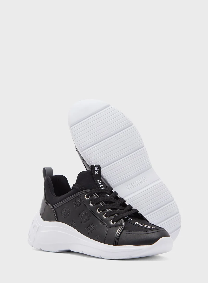GUESS Speerit Low Top Sneaker