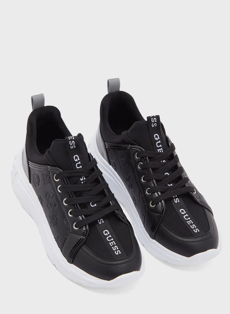 GUESS Speerit Low Top Sneaker