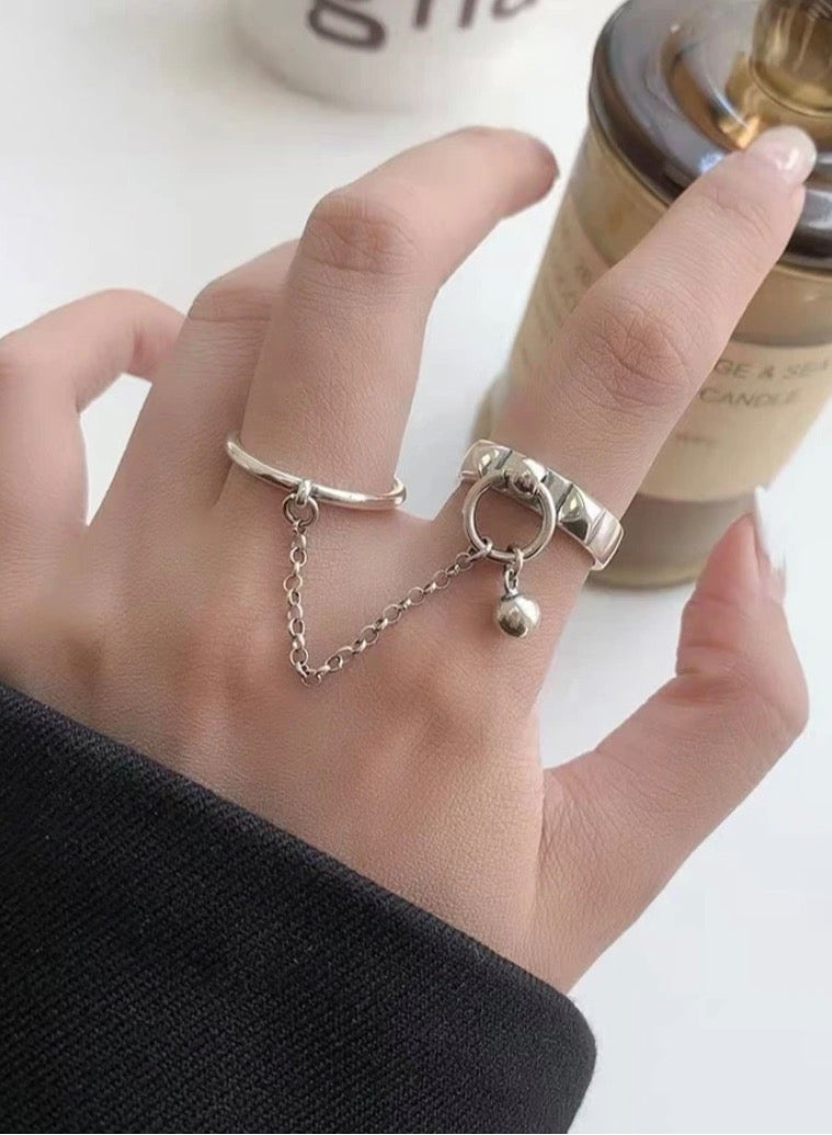 نون-شى خاتمين نسائية بسلسلة مطلية باللون الفضي مقاس 7 - Image 2