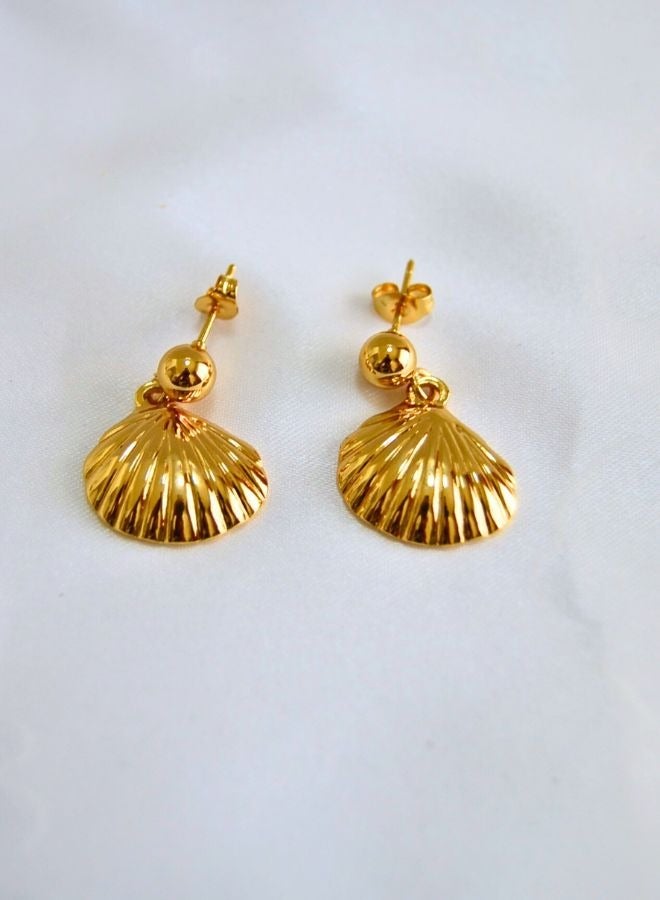 Andaazs Women’s Seashell Stud Earrings – 18K Gold-Plated Stainless Steel with Textured Shell Design – Waterproof & Hypoallergenic Coastal-Inspired Jewelry - Image 1
