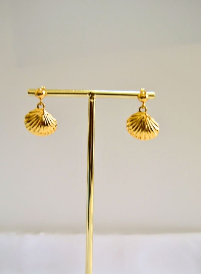 Andaazs Women’s Seashell Stud Earrings – 18K Gold-Plated Stainless Steel with Textured Shell Design – Waterproof & Hypoallergenic Coastal-Inspired Jewelry - Image 2