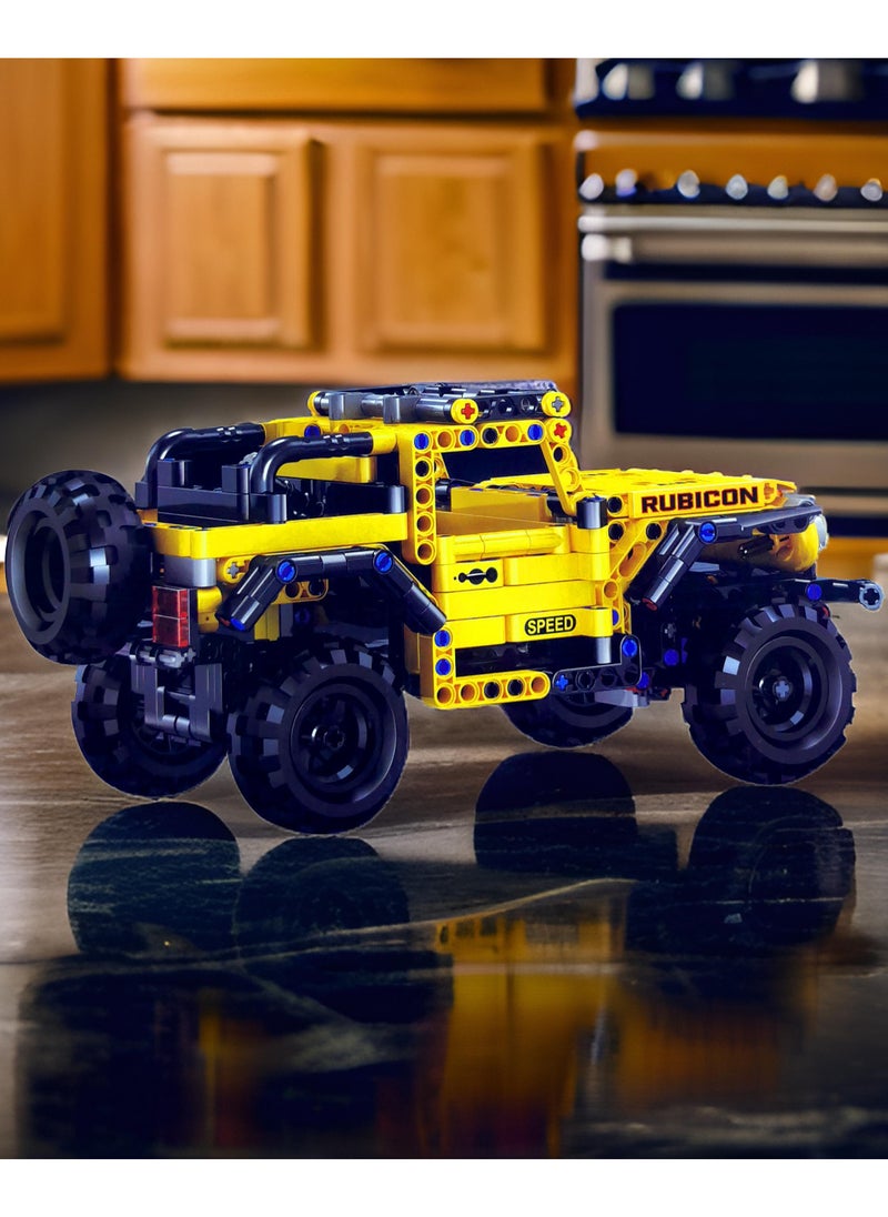 Off-Road Wrangler Pickup Car MOC Technique Building Blocks Set and Engineering Toy Model，Collectible Jeep Model Cars Kits for Adult and Kid ( 582 Pcs Blocks)  - Image 2