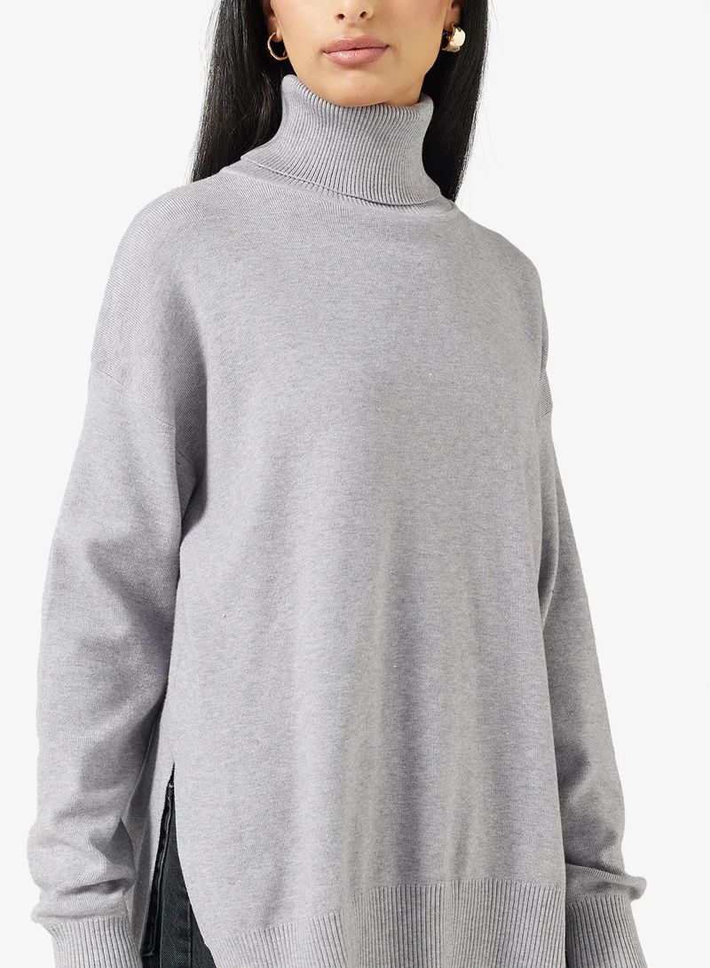 ايلا كنزة بياقة سلحفاة