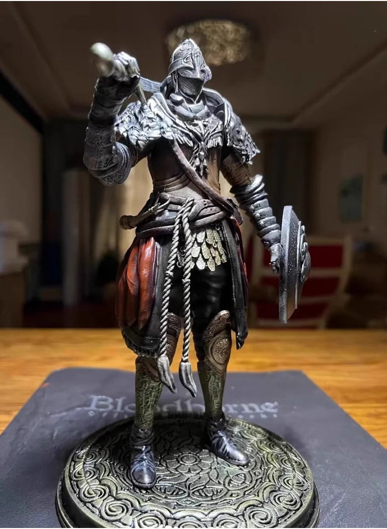 Generic - GK Elden Ring White Wolf’s War God Standing Statue, Approximately 20cm High, Boxed Figure - Image 1