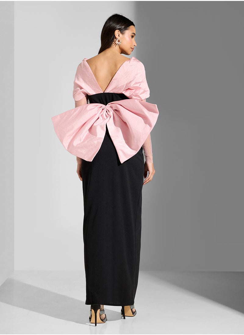 Namshi x Two Toned Dress With Shimmer Sleeve & Back Bow  - Image 2
