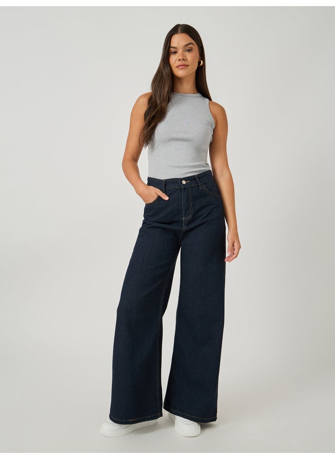 Styli Styli Plain Round Neck Fitted Tank  - Image 3