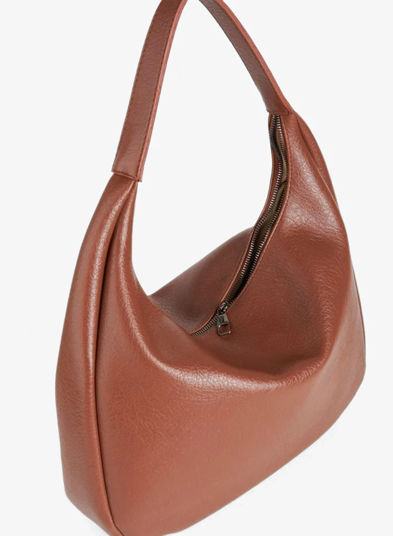 Women's Pear-Shaped Lined Synthetic Leather Zipper Closure Hand, Arm and Shoulder Bag.