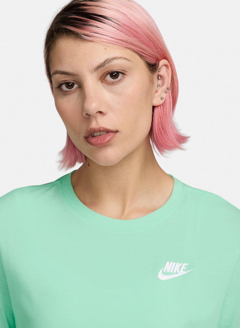 Nike Women’s Nike Sportswear Club Short-Sleeve T-Shirt - Image 3