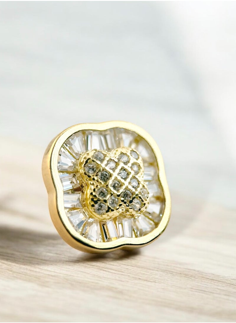 zilara - Precious Square Crystal Stud Earring - Image 1