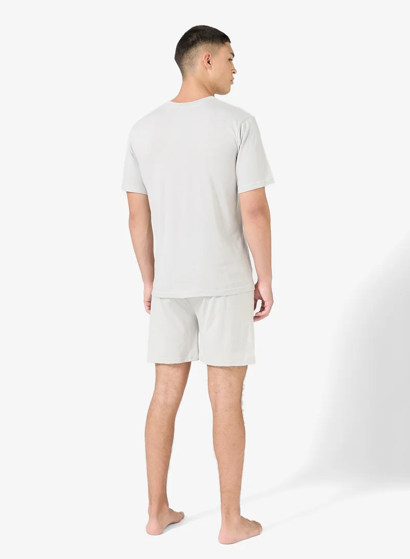 سفنتي فايف طقم بيجامة تي شيرت وشورت