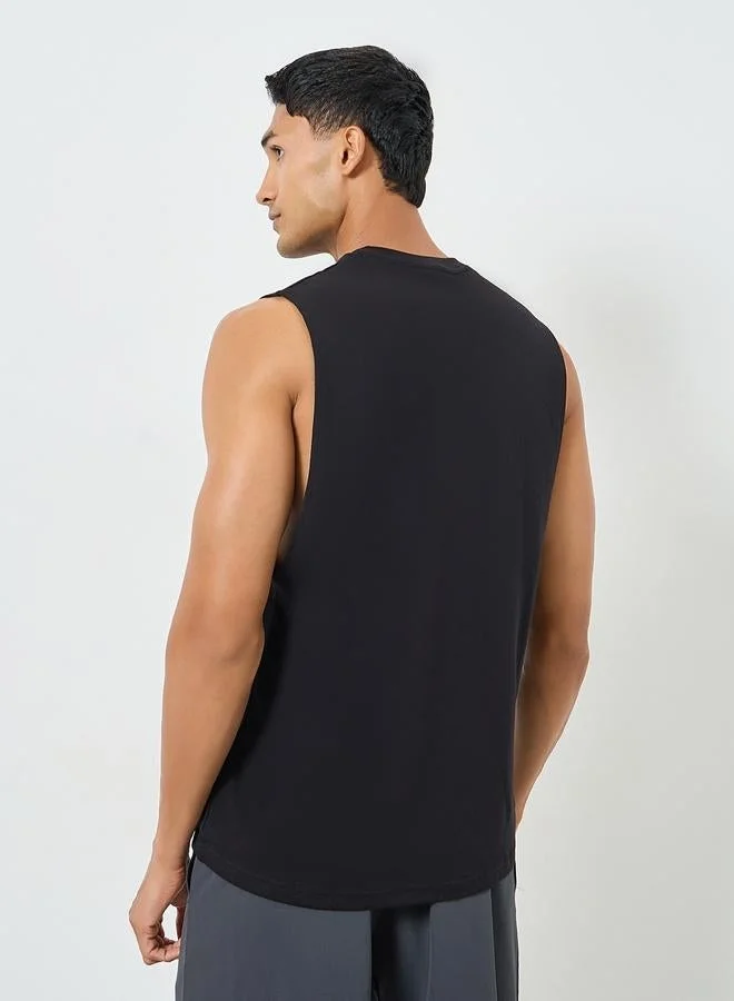 Styli Active Men Relaxed Fit Round Neck Tank