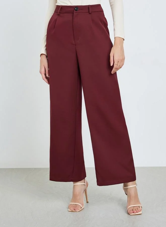 تايك تو بنطال عنابي خصر عالي وأرجل مستقيمة