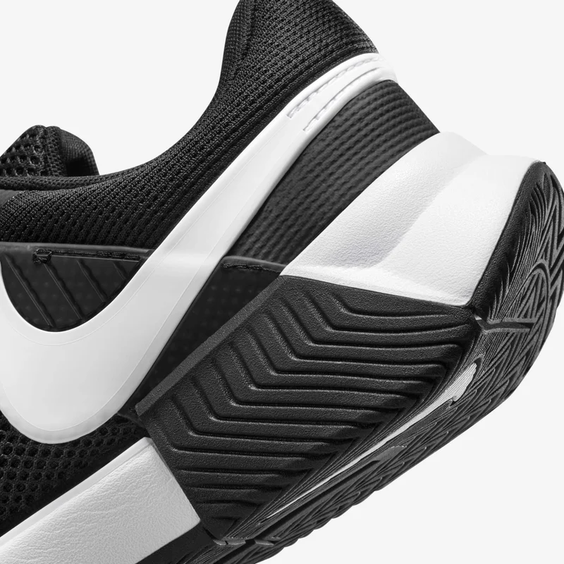 Nike Black Women's Zoom GP Challenge 1 Hard Court Tennis Shoes for Women | Best Price UAE